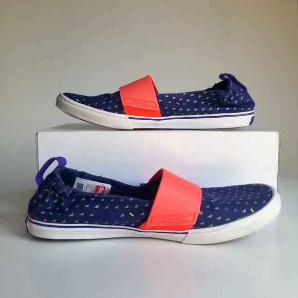 Puma Casual Canvas Sneakers - Picture 5 of 6